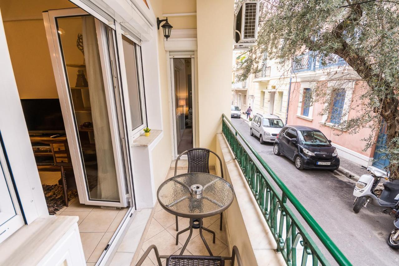 Family House Next To Acropolis Bed & Breakfast Athens Exterior photo